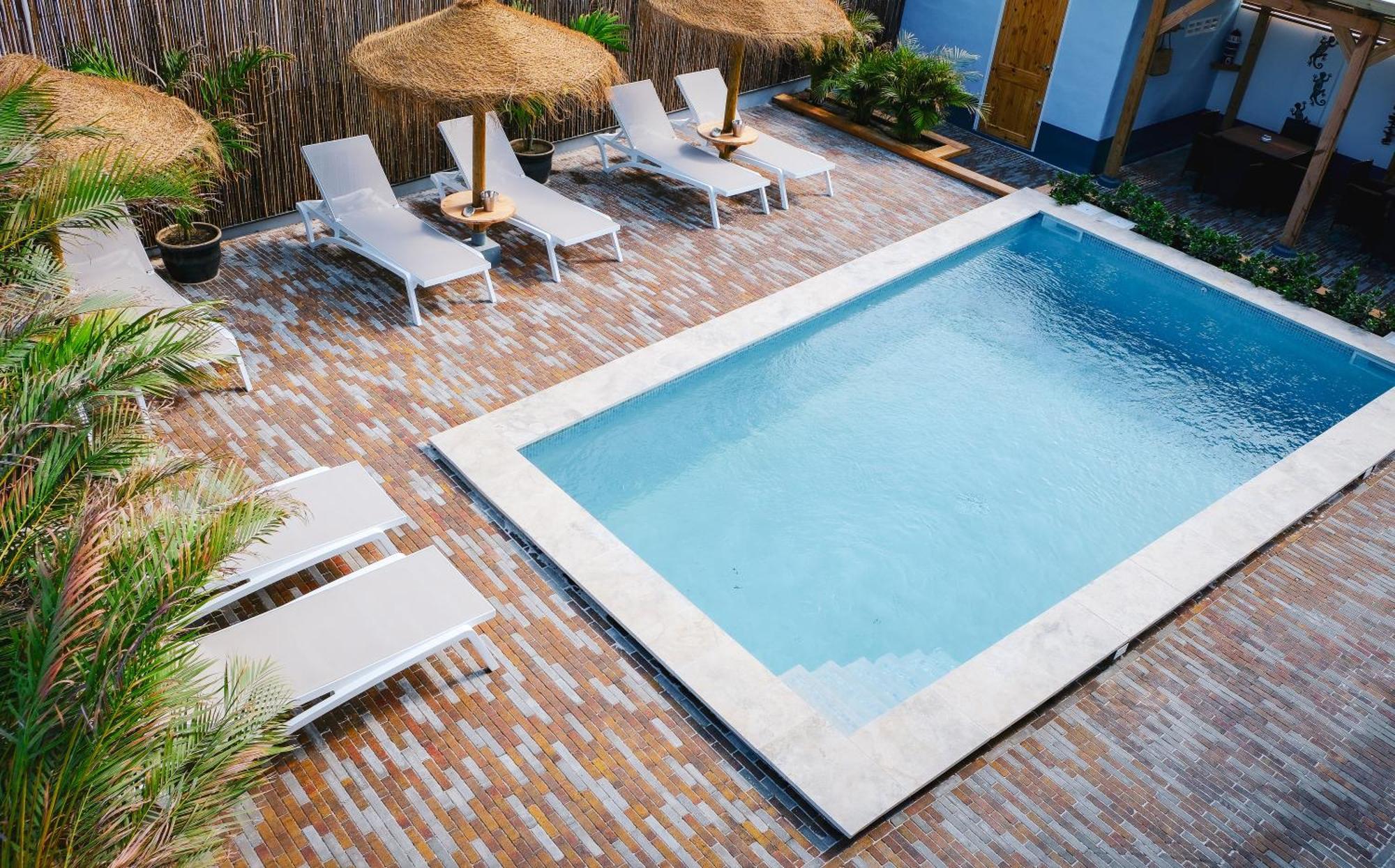 Tiki Blou - Mini Resort Centraal Gelegen Tussen Mambo Beach & Jan Thiel Willemstad Exteriér fotografie